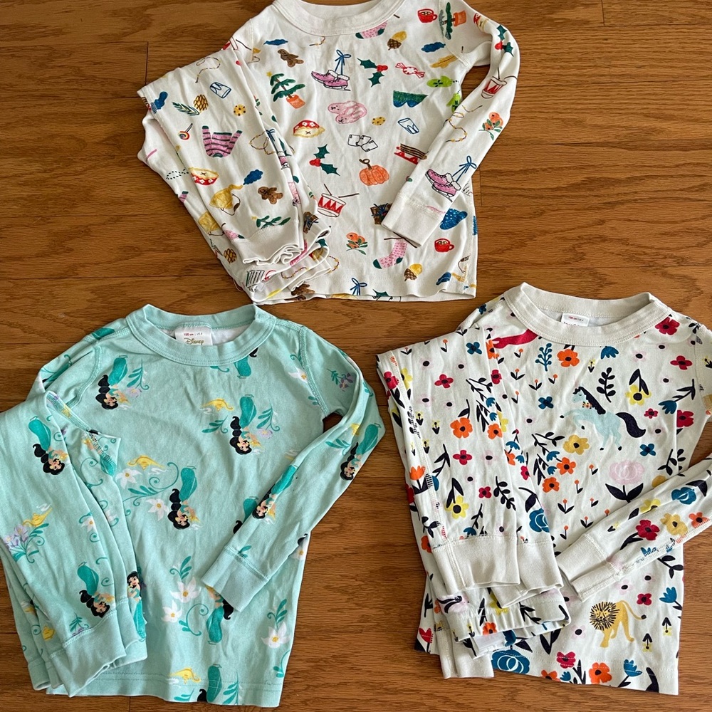 Hanna Andersson girls size 4 {100cm} pajamas